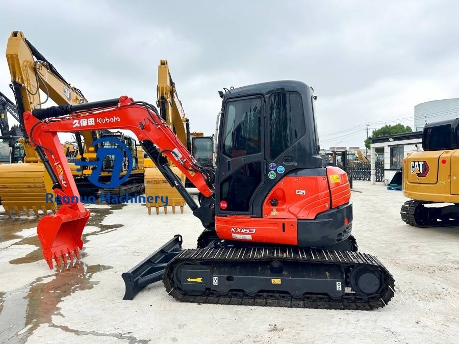 Kubota 163 Mini bagri <7t
