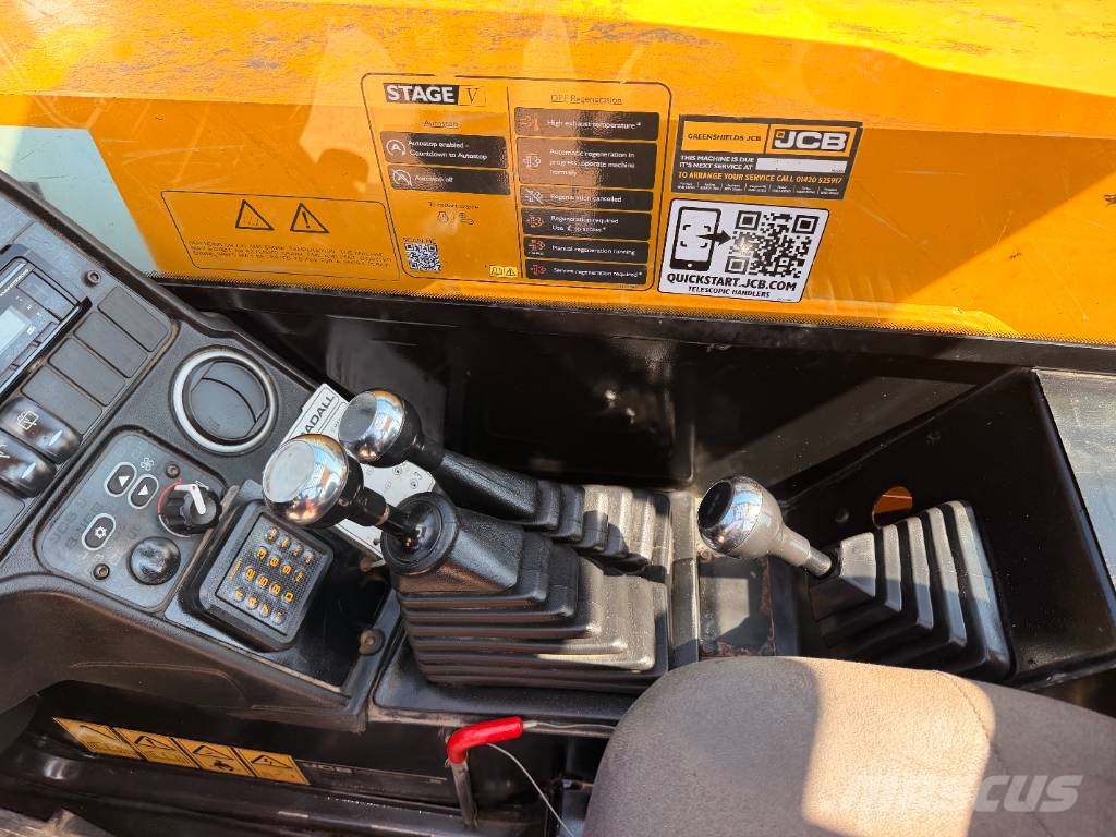 JCB 541-70 7 Meter Telehandler Telescopic handlers
