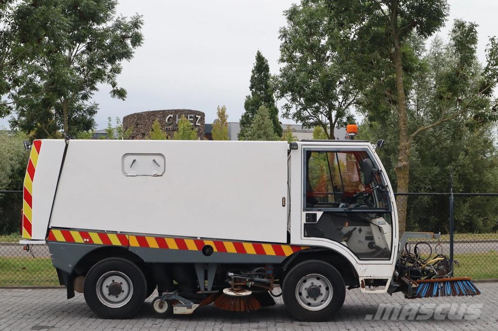 Aebi MFH 5000 | FRONT BRUSH | 1.000 L TANK | SWEEPER كناسات