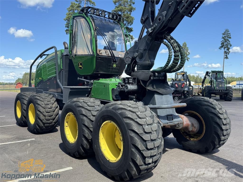 John Deere 1270G Harvesters