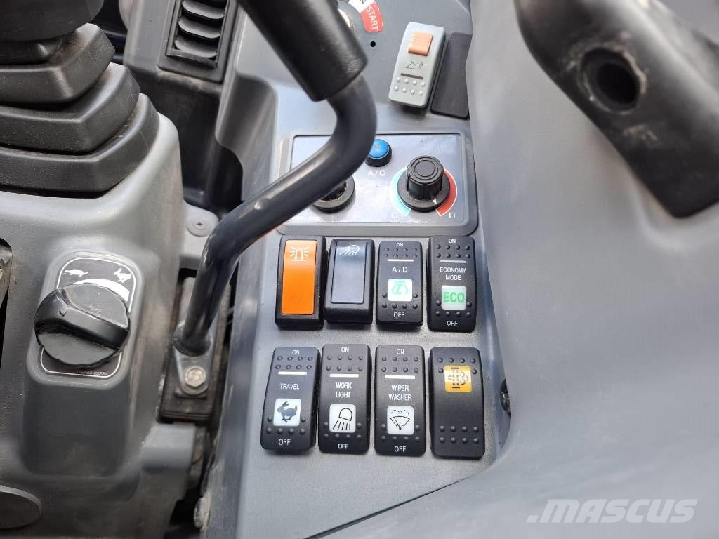 Yanmar Vio 80-1A حفارات وسط 7 طن - 12 طن