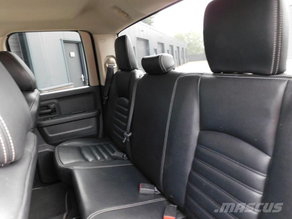 Dodge Ram 1500 5.7 V8 4x4 Quad Cab 6'4 20 INC FUEL VELGE Pickup/Pritschenwagen