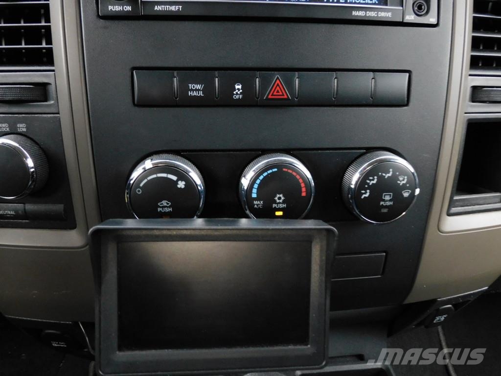 Dodge Ram 1500 5.7 V8 4x4 Quad Cab 6'4 20 INC FUEL VELGE Pickup/Pritschenwagen