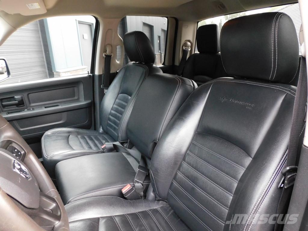 Dodge Ram 1500 5.7 V8 4x4 Quad Cab 6'4 20 INC FUEL VELGE Pickup/Pritschenwagen