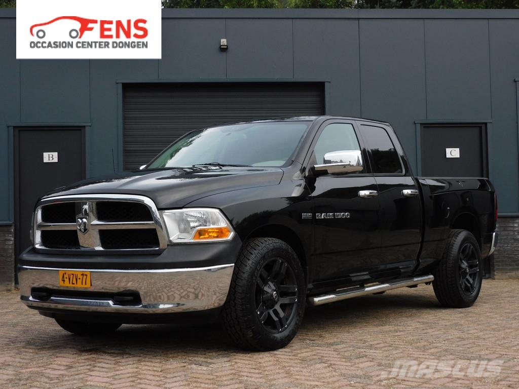 Dodge Ram 1500 5.7 V8 4x4 Quad Cab 6'4 20 INC FUEL VELGE Pickup/Pritschenwagen