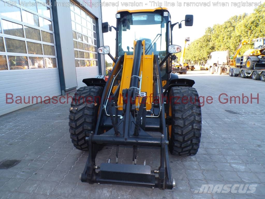 JCB 409 NEU Cargadoras sobre ruedas