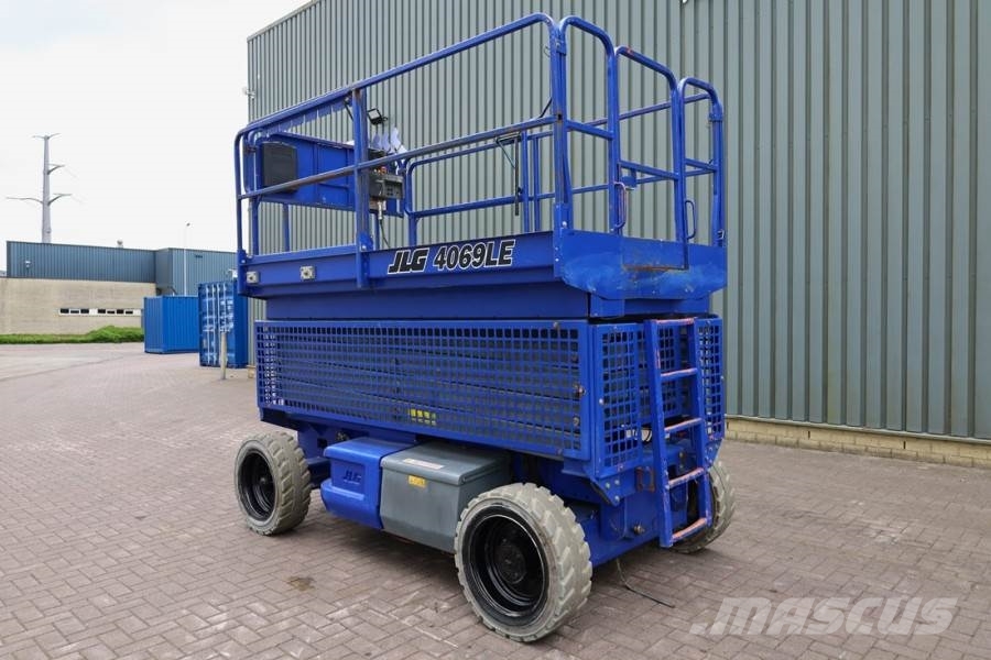 JLG 4069LE Electric, 14.2m Working Height, 360kg Capac 剪叉式升降机