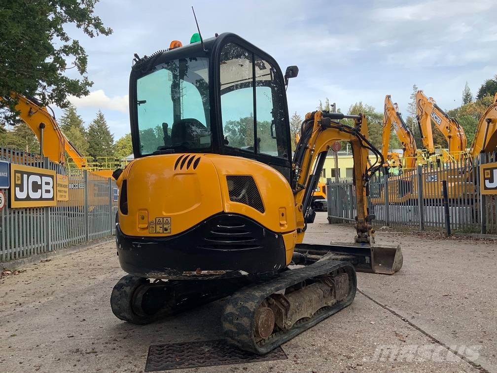 JCB 8026 CTS Mini bagri <7t