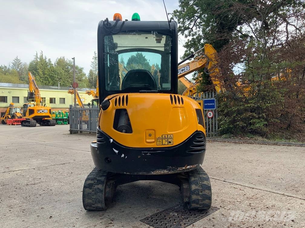 JCB 8026 CTS Mini bagri <7t