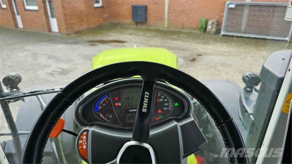 CLAAS Axion 930 TT 트랙터