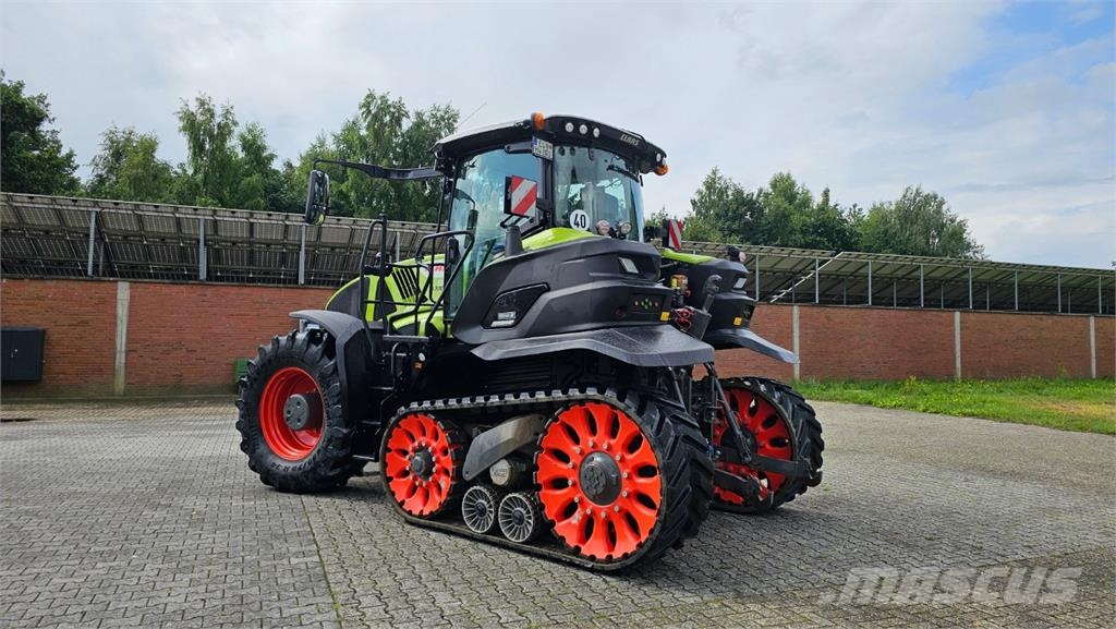 CLAAS Axion 930 TT 트랙터