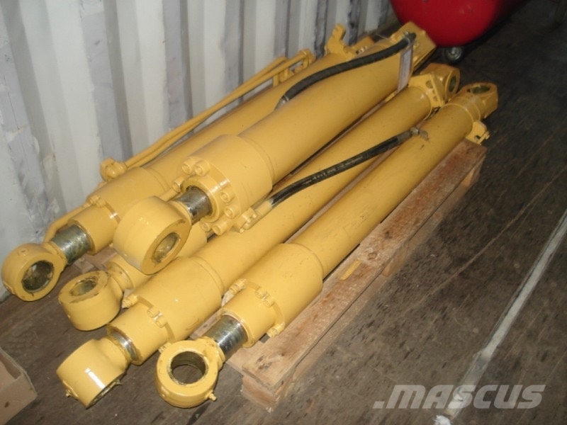 CAT KOMPLET SIŁOWNIKÓW DO KOPARKI CAT M315 (P21) Гідравліка
