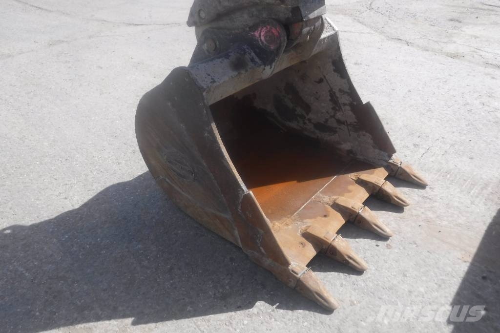 Hitachi ZX 130 LC N-7 Excavadoras de cadenas
