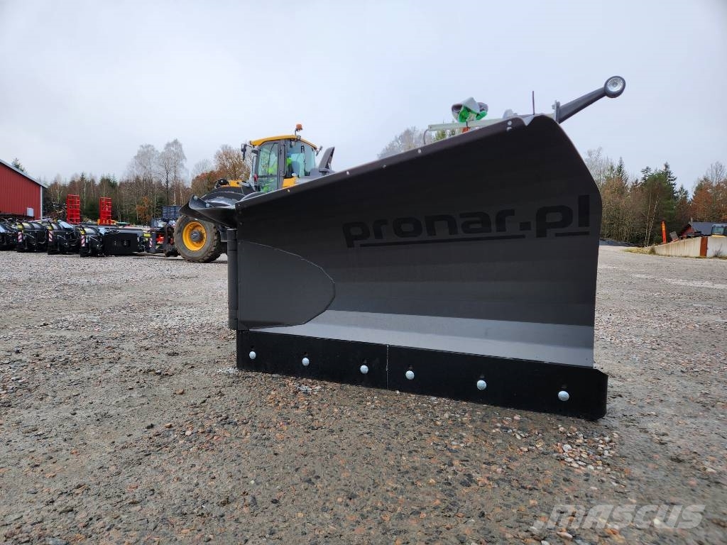Pronar PUV 3300 M Snøploger- og skjær