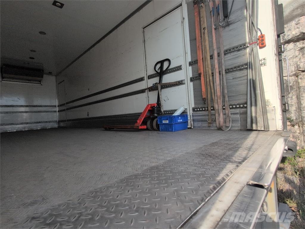 Volvo FM330 Camiones con temperatura controlada