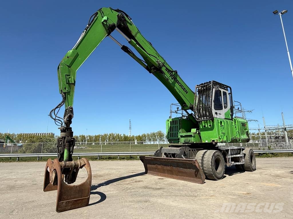 Sennebogen 735 Waste / industry handlers