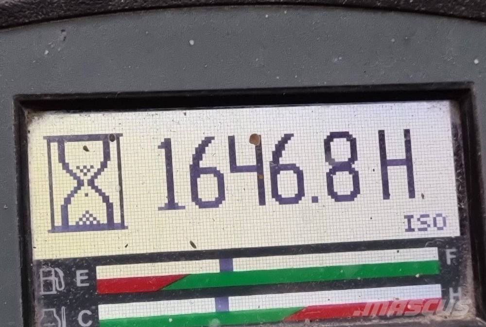 Gehl RT 210 Kompaktrakodók