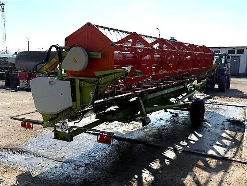 CLAAS Lexion 560 Зернозбиральні комбайни
