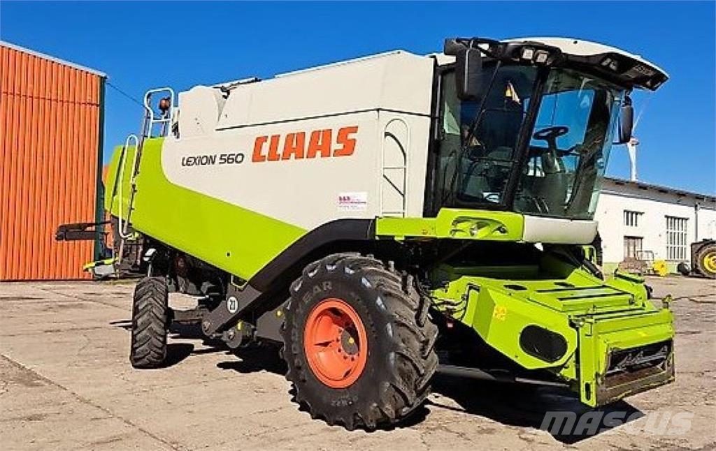 CLAAS Lexion 560 Зернозбиральні комбайни