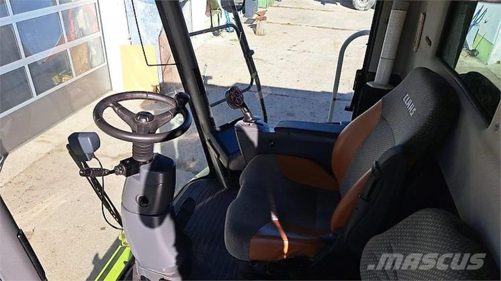 CLAAS Lexion 560 Зернозбиральні комбайни