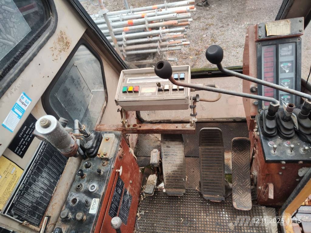Kobelco 7065 Raupenkrane