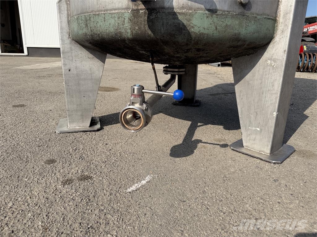Terberg NEREZOVÁ POTRAVINÁRSKA NÁDRŽ 1650 l / TANK NA VÍNO Tanke/Beholdere