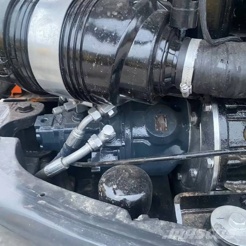 Doosan DX 60-9 C 소형 굴삭기 7톤 미만
