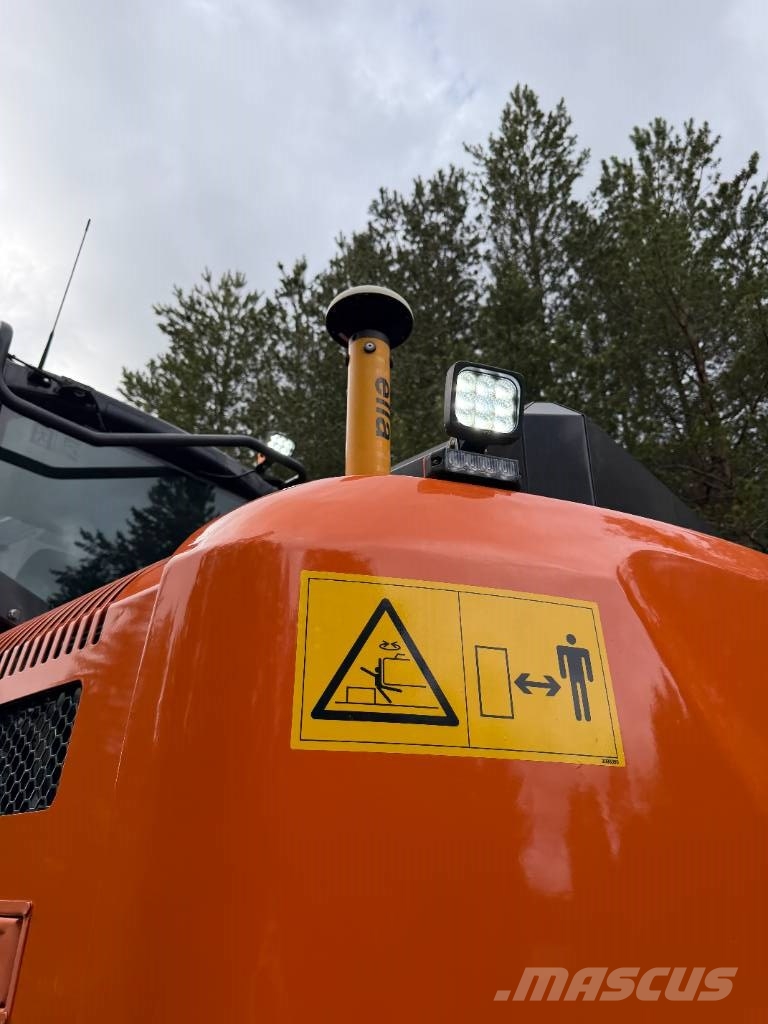 Hitachi ZX 145 W-6 hjulgrävare 1.095.000:-+m ZX145w-6, 2018, Ås