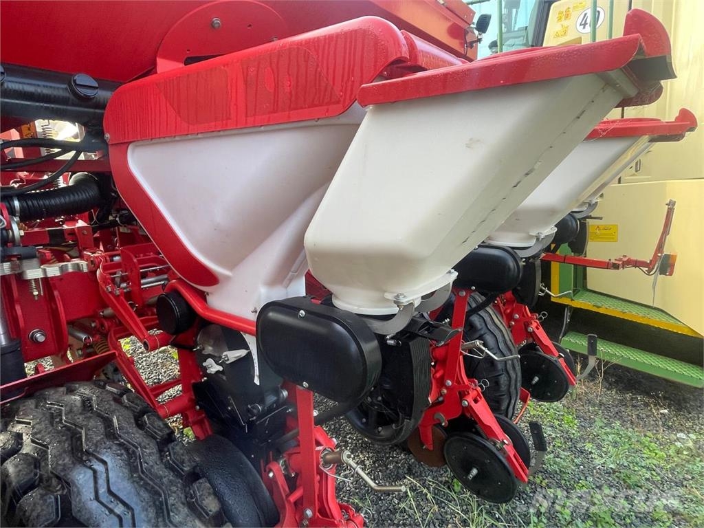 Kverneland Optima TF Profi e-Drive Semoir de précision