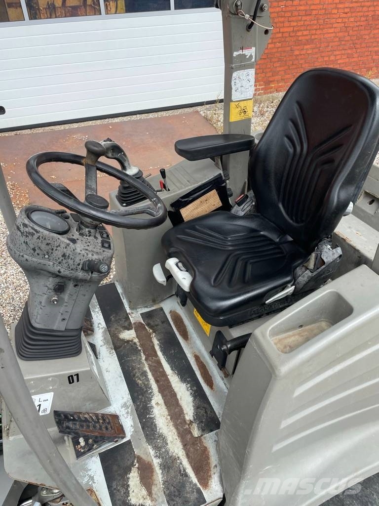 Atlas AR40 Wielladers