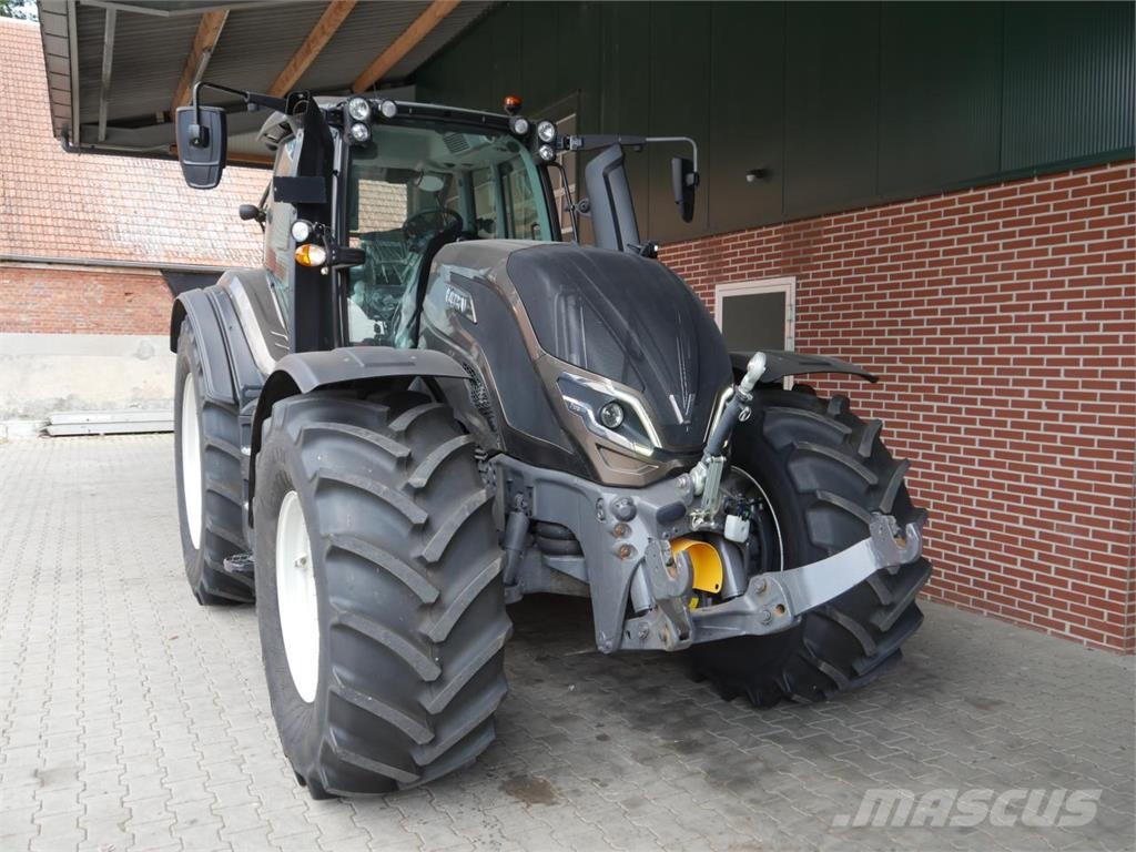 Valtra T175 Active FZW Tractors