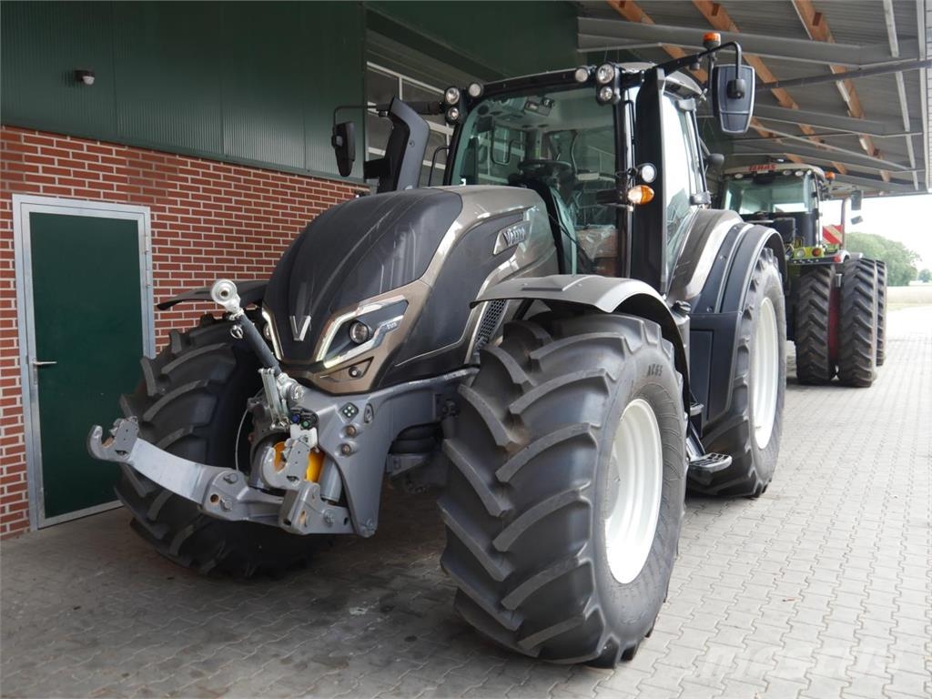 Valtra T175 Active FZW Tractors