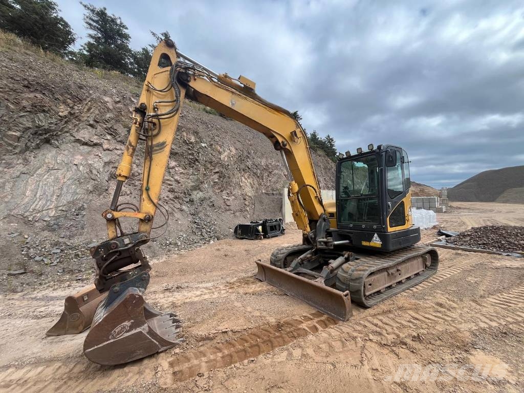 Doosan DX 85 R-3 Midi excavators  7t - 12t