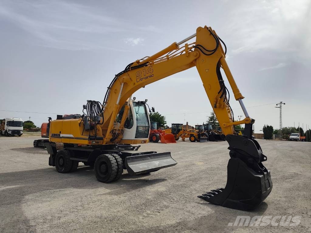 Liebherr A 914 Litronic Wielgraafmachines