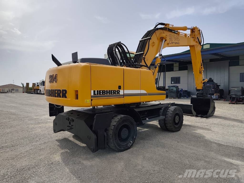 Liebherr A 914 Litronic Wielgraafmachines