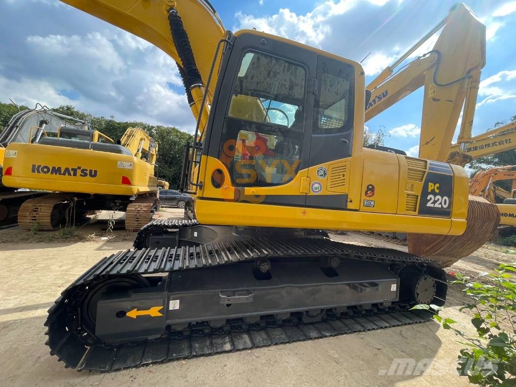Komatsu PC 220 Lánctalpas kotrók