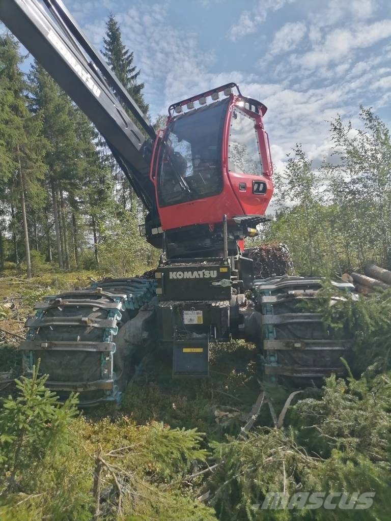 Komatsu 901 XC Harversteri