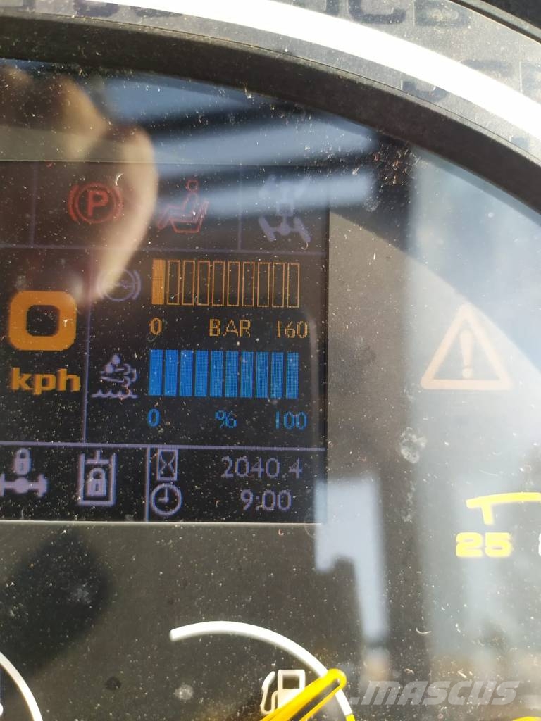 JCB 555-210 R مناولات متداخلة
