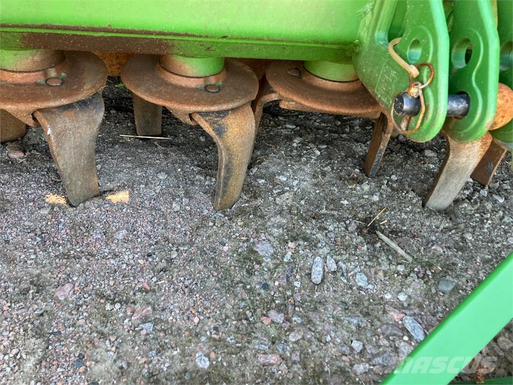 Amazone Cataya 3000 Super Mechanické sejačky
