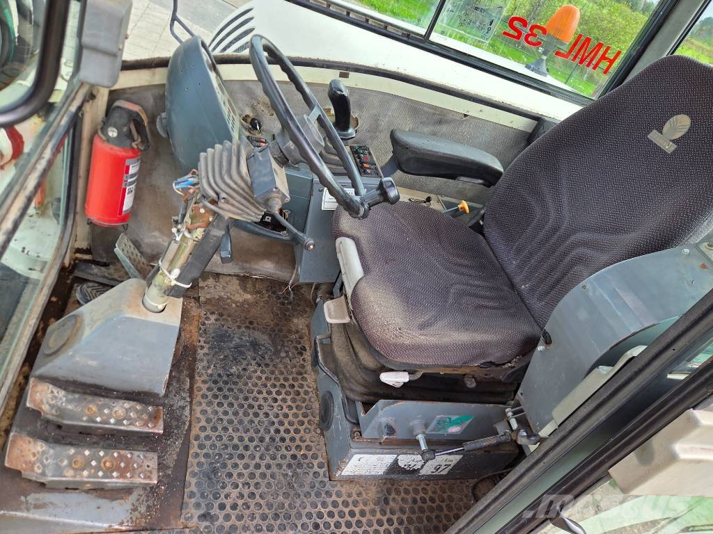Terex / Schaeff TW 85 / HML32 Pyöräkaivukoneet