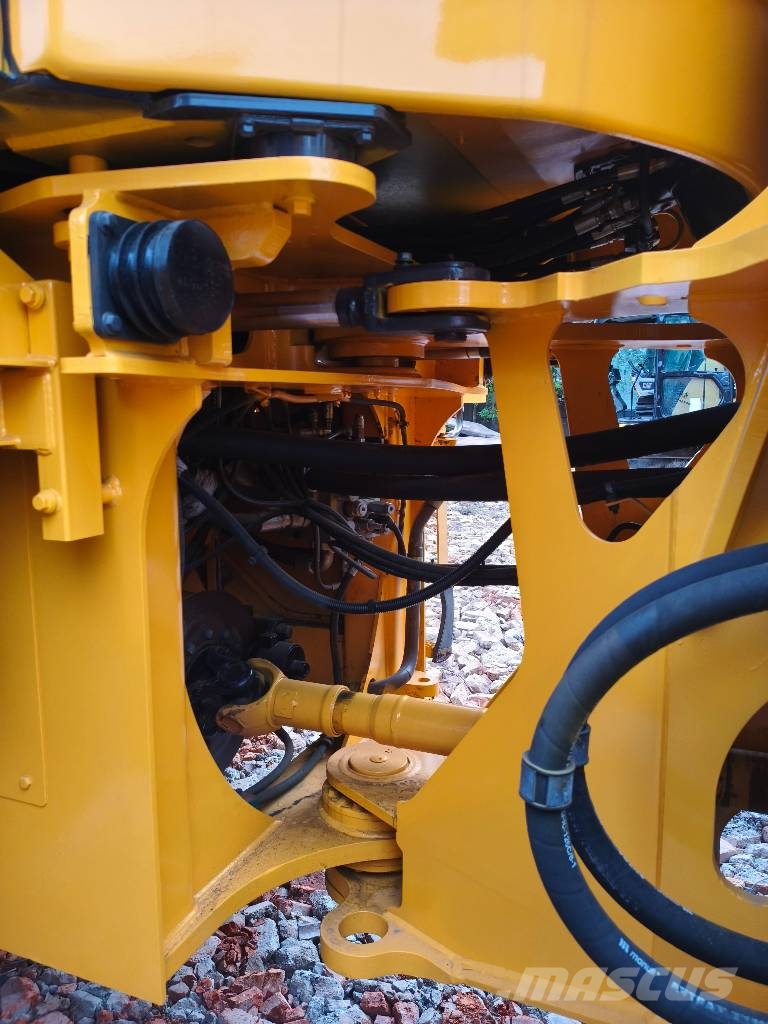 Volvo L 120 輪胎式裝載機