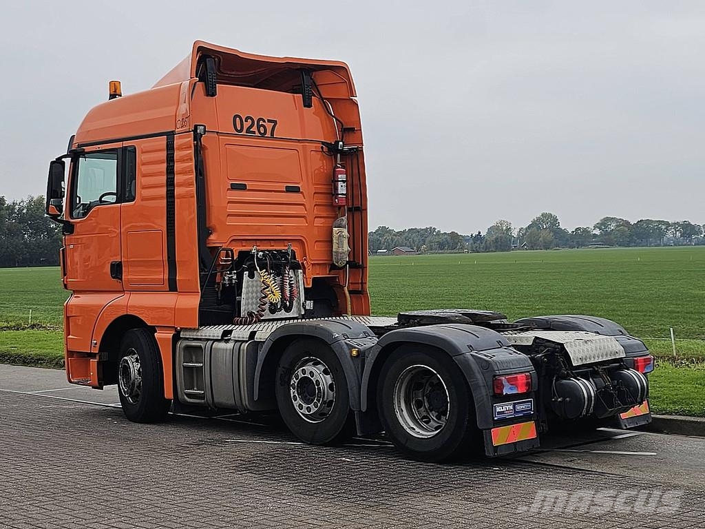 MAN 26.460 TGX 6x2/2 BLS Sleeping Cabin Airco Spring A Sattelzugmaschinen