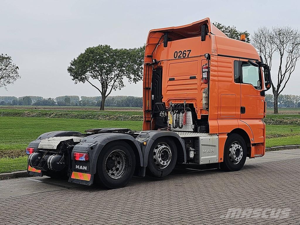 MAN 26.460 TGX 6x2/2 BLS Sleeping Cabin Airco Spring A Sattelzugmaschinen