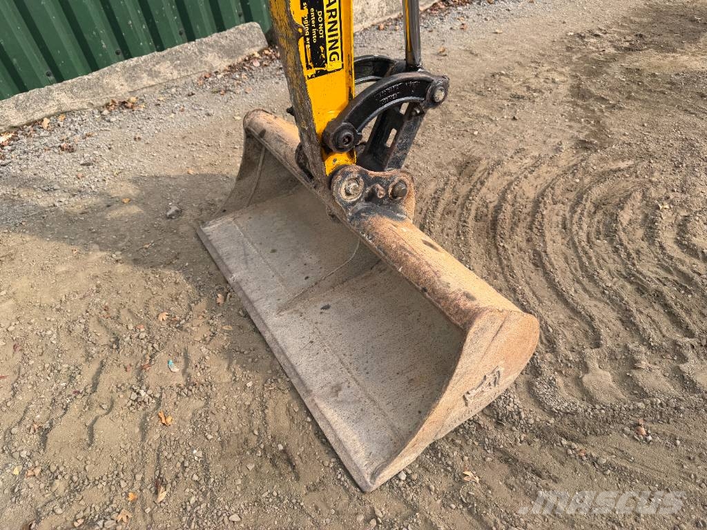 JCB 19 C-1 E Minigraafmachines < 7t