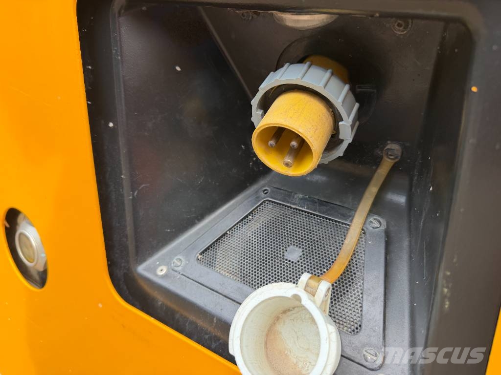 JCB 19 C-1 E Minigraafmachines < 7t
