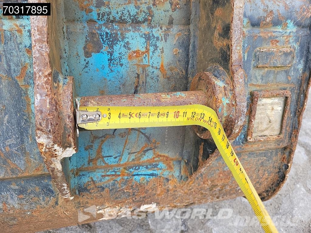 Doosan DX27 Z 3 Buckets Miniexcavadoras