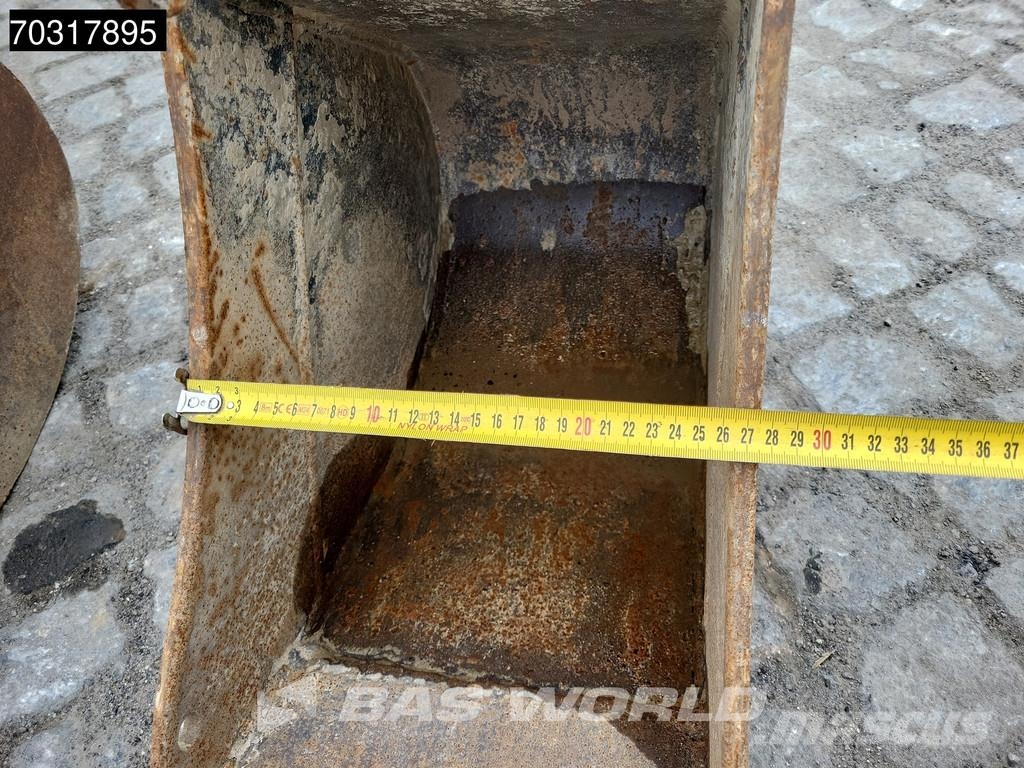 Doosan DX27 Z 3 Buckets Miniexcavadoras