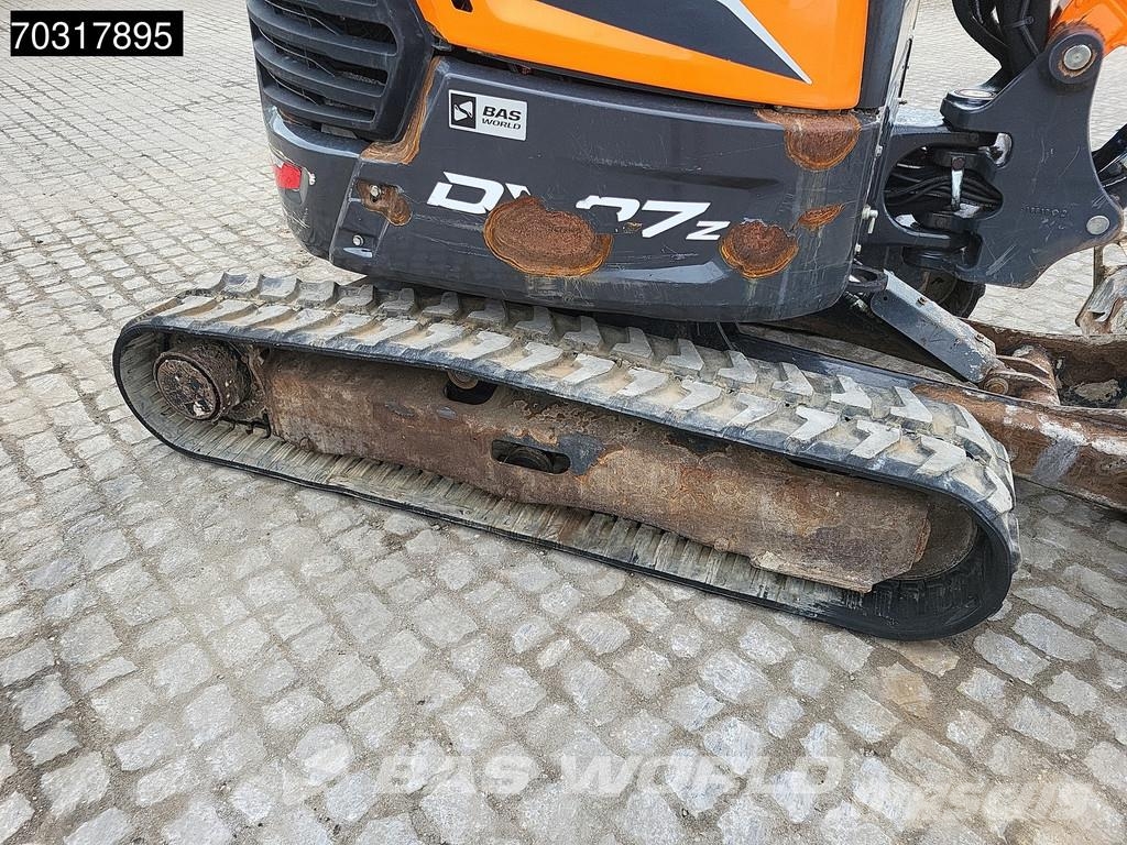 Doosan DX27 Z 3 Buckets Miniexcavadoras