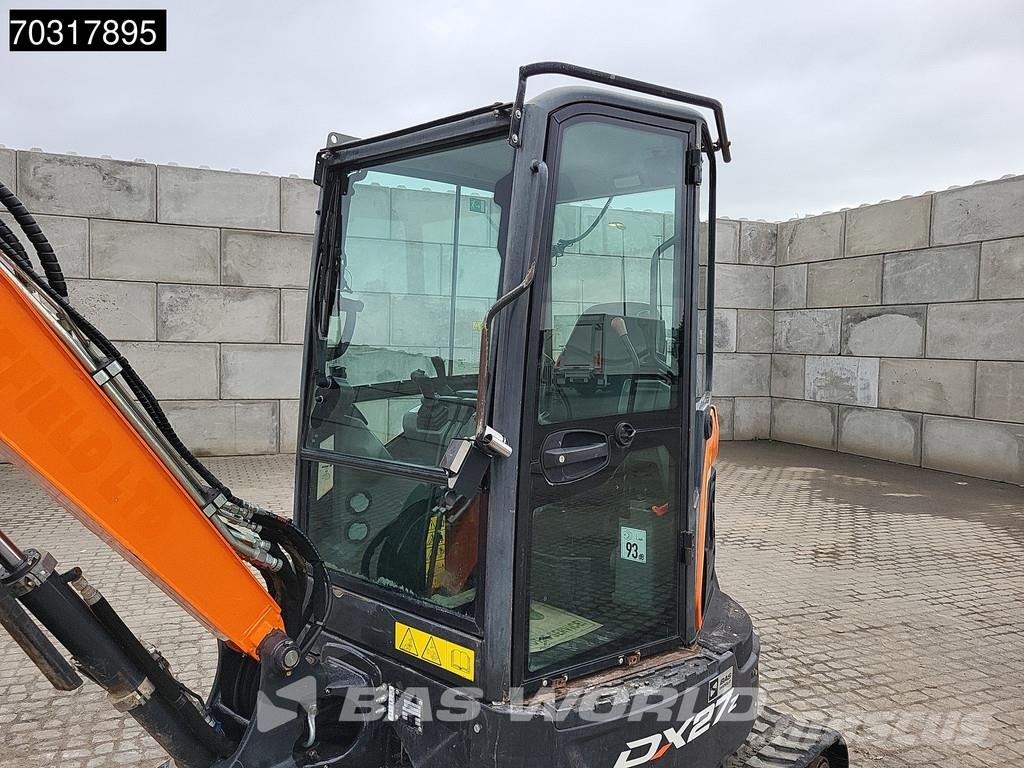Doosan DX27 Z 3 Buckets Miniexcavadoras