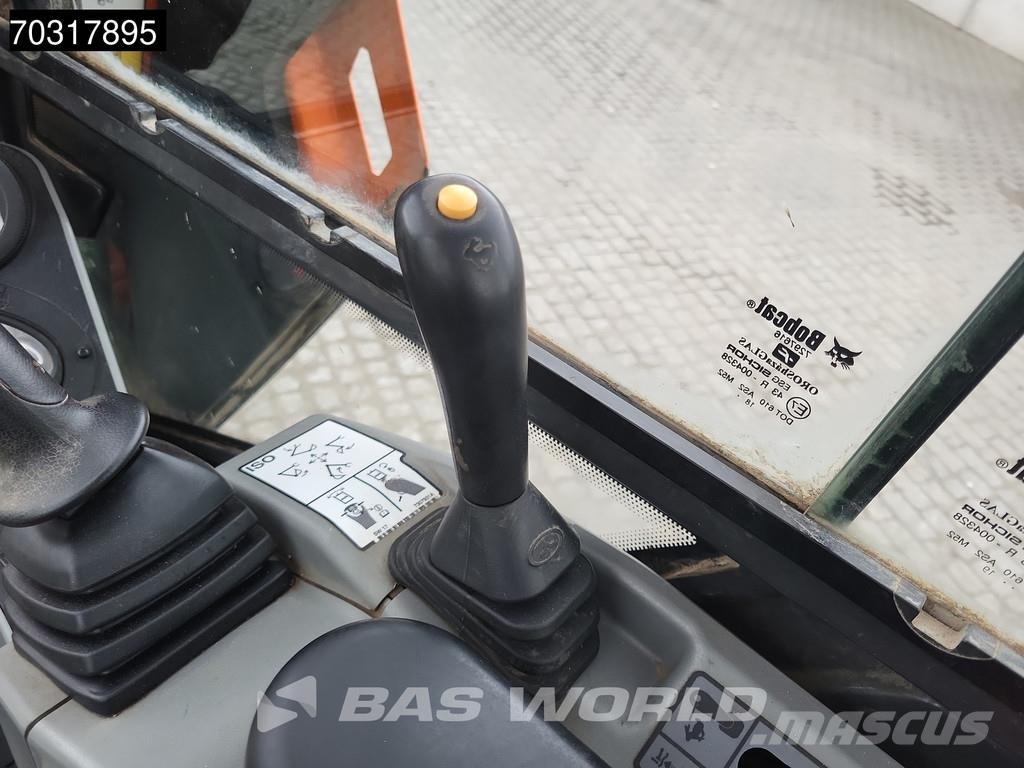 Doosan DX27 Z 3 Buckets Miniexcavadoras